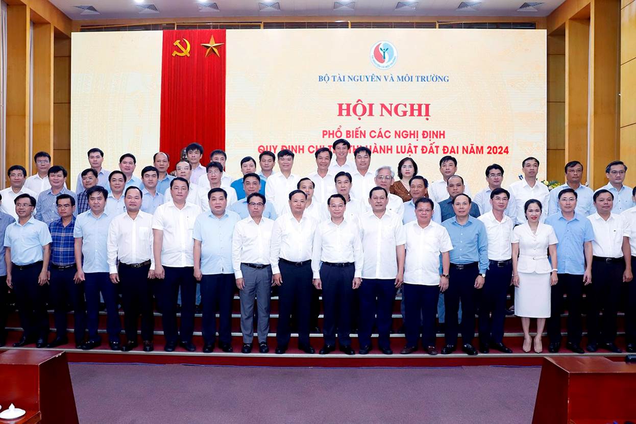 Bộ Tài Nguyên và Môi Trường phổ biến các Nghị định quy định chi tiết thi hành Luật Đất đai 2024